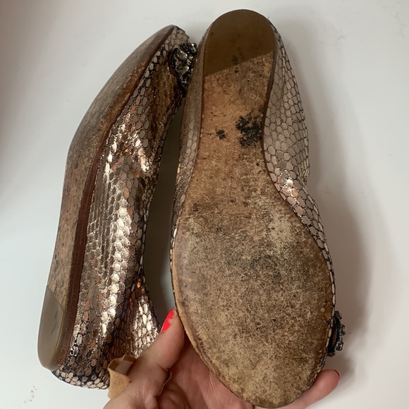 Vera Wang Lavender Leather Pink Metallic Peek Toe Rhinestone Flats - Picture 6 of 8